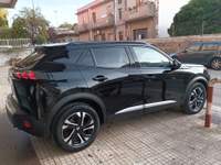 Peugeot 2008 1.5BlueHDi 130 Allure Pack Nero usata Latiano