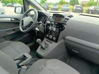 Opel Zafira benzina 7 POSTI Argento usata Scandicci