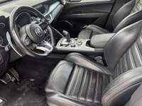 Alfa Romeo Stelvio unico proprietario un anno di garanzia Argento usata Tolentino