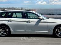 BMW Serie 5 520d 520d Touring xDrive 190CV TETTO/TELAIO ADATTIVO Bianco usata Altamura