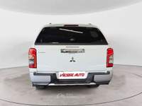 Mitsubishi L200 150cv Bianco usata Milano