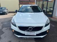 Volvo V40 Cross Country V40 c.country 2.0 D2 Bianco usata Agliana