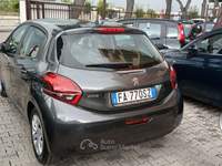 Peugeot 208 1.2 BENZ NAVI -PREZZO PROMO Grigio usata Bisceglie