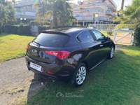 Alfa Romeo Giulietta jtdm(2) Distinctive 170cv Lilla usata Grottammare