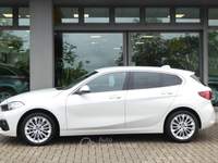 BMW Serie 1 116d d 5p. Advantage Automatico Bianco usata Quattro Castella