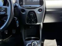 Toyota Aygo Toyota Aygo Connect 1.0 VVT-i 72CV Bianco usata Altamura