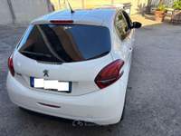 Peugeot 208 BlueHDi 75 5p. Active Bianco usata Roma