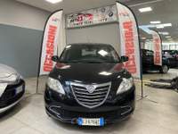 Lancia Ypsilon 16V 95 CV 5 porte S&S Silver Nero usata Prato