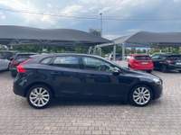 Volvo V40 V40 D2 Geartronic Kinetic Blu/Azzurro usata Cittadella
