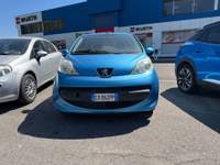 Peugeot 107 PEUGEOT 107 AUTOMATICA Blu/Azzurro usata Aprilia