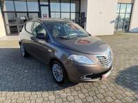 Lancia Ypsilon 5 porte GPL Ecochic Gold Grigio usata Calestano