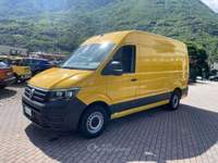 Volkswagen Crafter 30 2.0 TDI PM-TA Furgone *AUTOCARRO*3POSTI* +IVA* Giallo usata Andalo Valtellino