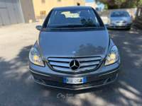 Mercedes-Benz Classe B 12 MESI DI GARANZIA Grigio usata Recanati