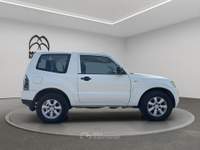 Mitsubishi Pajero 3.2 100th Auto Bianco usata Roma