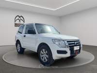 Mitsubishi Pajero 3.2 100th Auto Bianco usata Roma