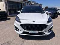 Ford Kuga EcoBlue 120 CV ST-Line Bianco usata Monopoli