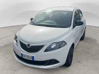 Lancia Ypsilon 1.0 FireFly 70cv Hybrid Gold Bianco usata Palermo