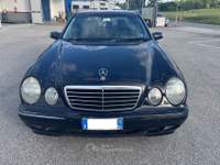 Mercedes-Benz Classe E Kompressor EVO Avantgarde *ISCRITTA ASI* Blu/Azzurro usata Mentana