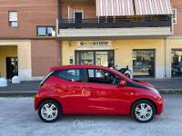 Toyota Aygo Aygo 5p 1.0 x-cool tss Rosso usata Aprilia