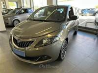 Lancia Ypsilon  - ypsilon 1.0 firefly hybrid platino s&s 70cv Grigio usata Roma