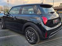 MINI Cooper ESSENTIAL TRIM PACK XS LED GARANZIA MINI UFF.L Nero usata Roma
