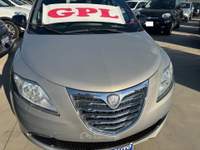 Lancia Ypsilon 5P GPL Ecochic Gold Grigio usata Qualiano