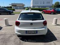 Volkswagen Polo Polo VI 2017 5p 1.0 evo Comfortline 80cv Bianco usata Calerno di Sant'Ilario d'Enza