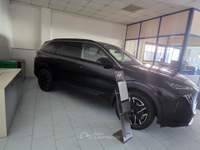 Peugeot 5008 km0 Nero usata Cento
