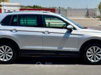 Volkswagen Tiguan 122CV Life FARI LED Argento usata Altamura