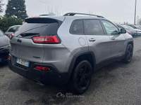 Jeep Cherokee Cherokee V  2.2 mjt II Longitude 4wd active drive I 185cv auto Grigio usata Urgnano