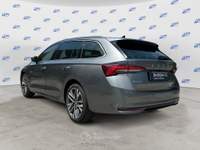 Skoda Octavia 2.0 TDI 110KW STYLE DSG Grigio usata Pistoia