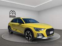 Audi A3 35 1.5 TFSI mHEV 48V Business S tronic Oro usata Roma