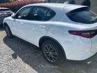 Alfa Romeo Stelvio AUTO IMPECCABILE DI CARROZZERIA E INTERNI. Bianco usata Vetralla
