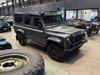 Land Rover Defender 110 2.5 Td5 cat S.W. SE Grigio usata Bologna