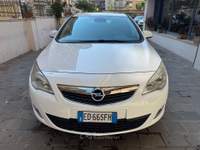Opel Astra 5P Cosmo UNICO PROPRIETARIO Bianco usata Roma
