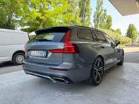 Volvo V60 b4 R-Design Hybrid GARANZIA 24 MESI Grigio usata Riccione