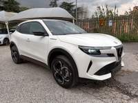 Alfa Romeo Junior 1200 HYBRID SPECIALE 136CV EDCT6 NAV CAM"18 Bianco usata Pistoia