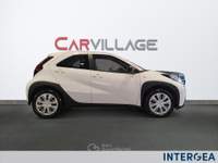 Toyota Aygo X  1.0 active 72cv Bianco usata Sesto Fiorentino