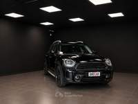 MINI Cooper Countryman 1.5 Twin Power Turbo Steptronic Nero usata Crema