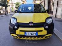 Fiat Panda BENZ/GPL 69CV CROSS 5 POSTI Giallo usata CORATO