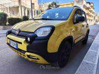 Fiat Panda BENZ/GPL 69CV CROSS 5 POSTI Giallo usata CORATO