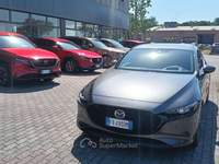 Mazda 3 3 IV 5 porte 5p 2.0 m-hybrid Exclusive 180cv 6at Grigio usata Liscate