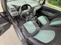 Fiat Grande Punto FIAT Grande Punto 1.4 5 porte Dynamic Grigio usata Milano