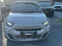 Fiat 600 LA PRIMA Hybrid DCT Navi PELLE+Massage Sitz+FULL-LED Beige usata Roma