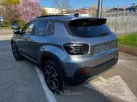 Jeep Avenger MHEV Summit KM 0 + Tetto usata Modena Jeep Avenger MHEV Summit KM 0 + Tetto usata Modena
