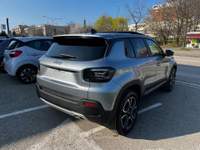Jeep Avenger MHEV Summit KM 0 + Tetto usata Modena Jeep Avenger MHEV Summit KM 0 + Tetto usata Modena