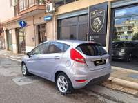 Ford Fiesta 5 porte Titanium Lilla usata Castellana Grotte