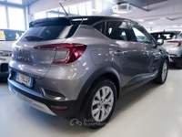 Renault Captur 1.6 E-Tech hybrid Intens 145cv auto Grigio usata Torino