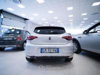 Renault Clio 1.0 TCe Techno 90cv Argento usata Torino