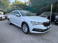 Skoda Superb 2.0 TDI 150CV DSG Wagon Executive Bianco usata Bologna